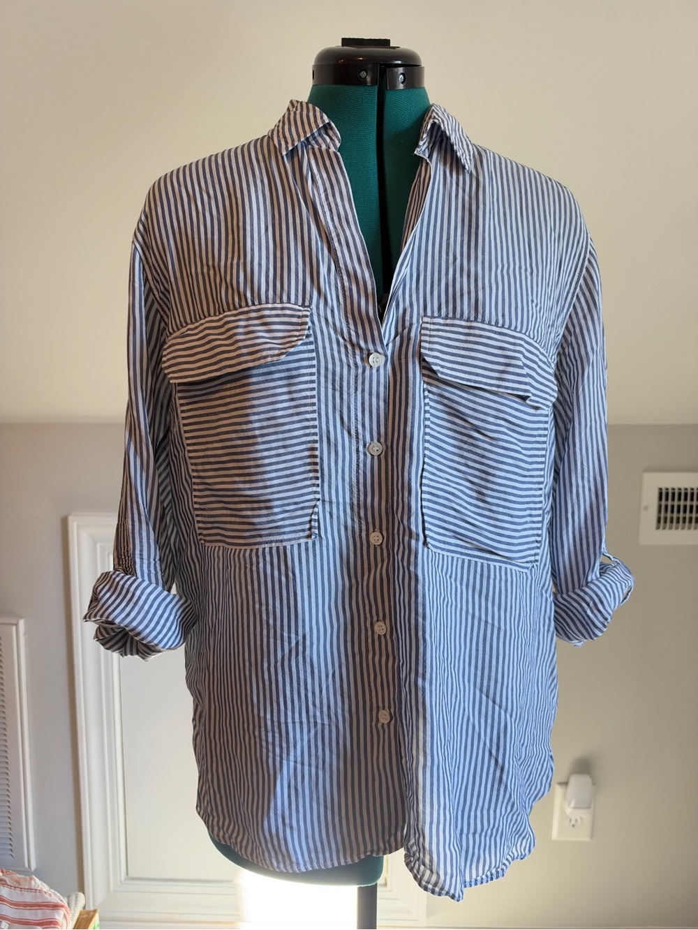 Zara Blue and White Striped Women's Button-Down Shirt